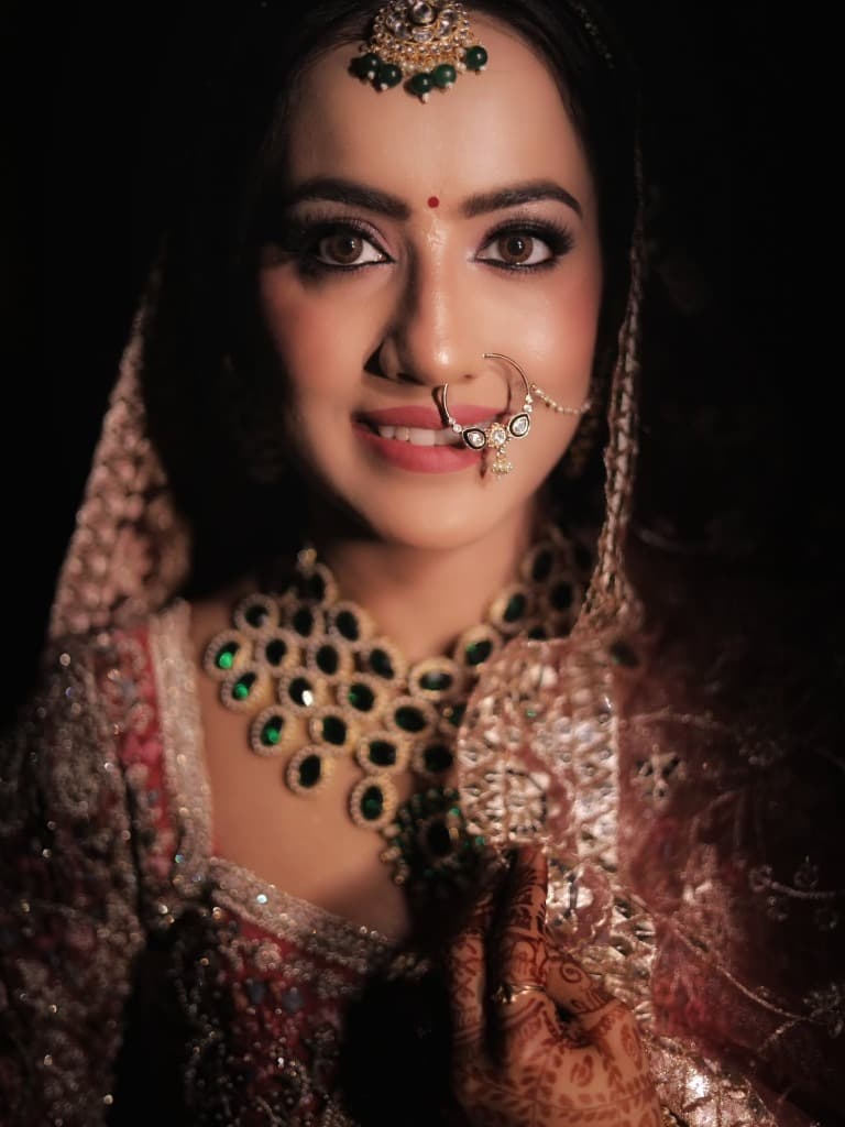 Bridal thumbnail